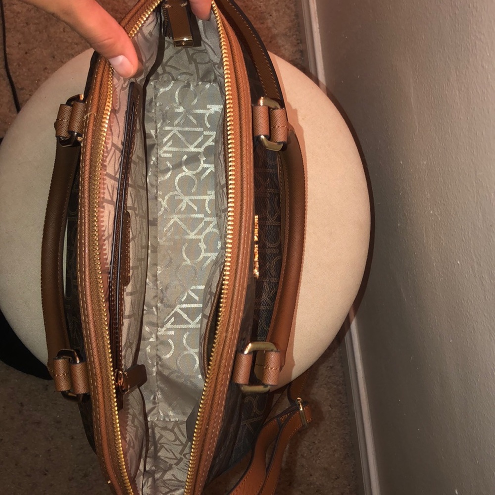 Purse - Picture 3 of 3